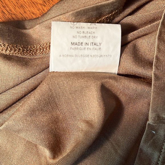 Gucci. 100% silk blouse. Made in Italy. Size XS. - Picture 6 of 7